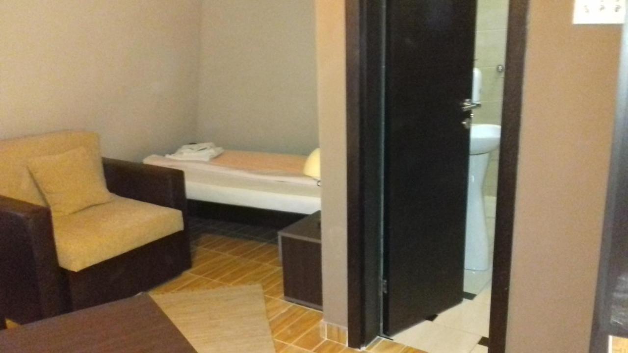 Asterix Rooms Λέσκοβατς Εξωτερικό φωτογραφία